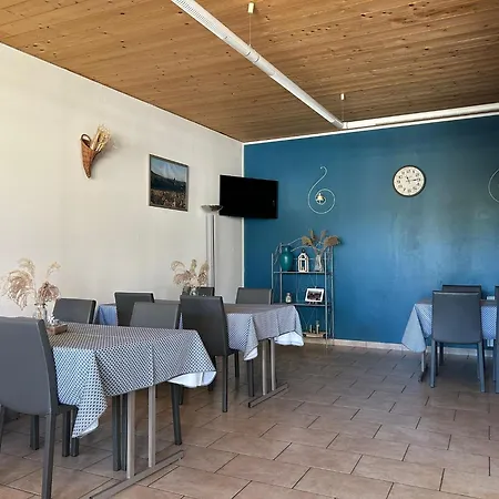 Au Vendangeoir Bed & Breakfast